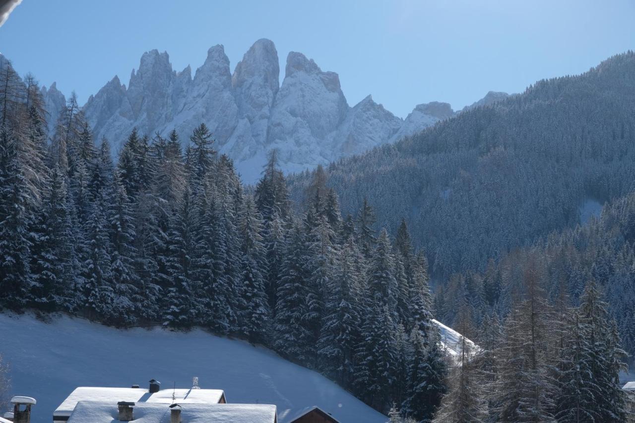 Appartements Pension Sonia 2* Funes (Bolzano)